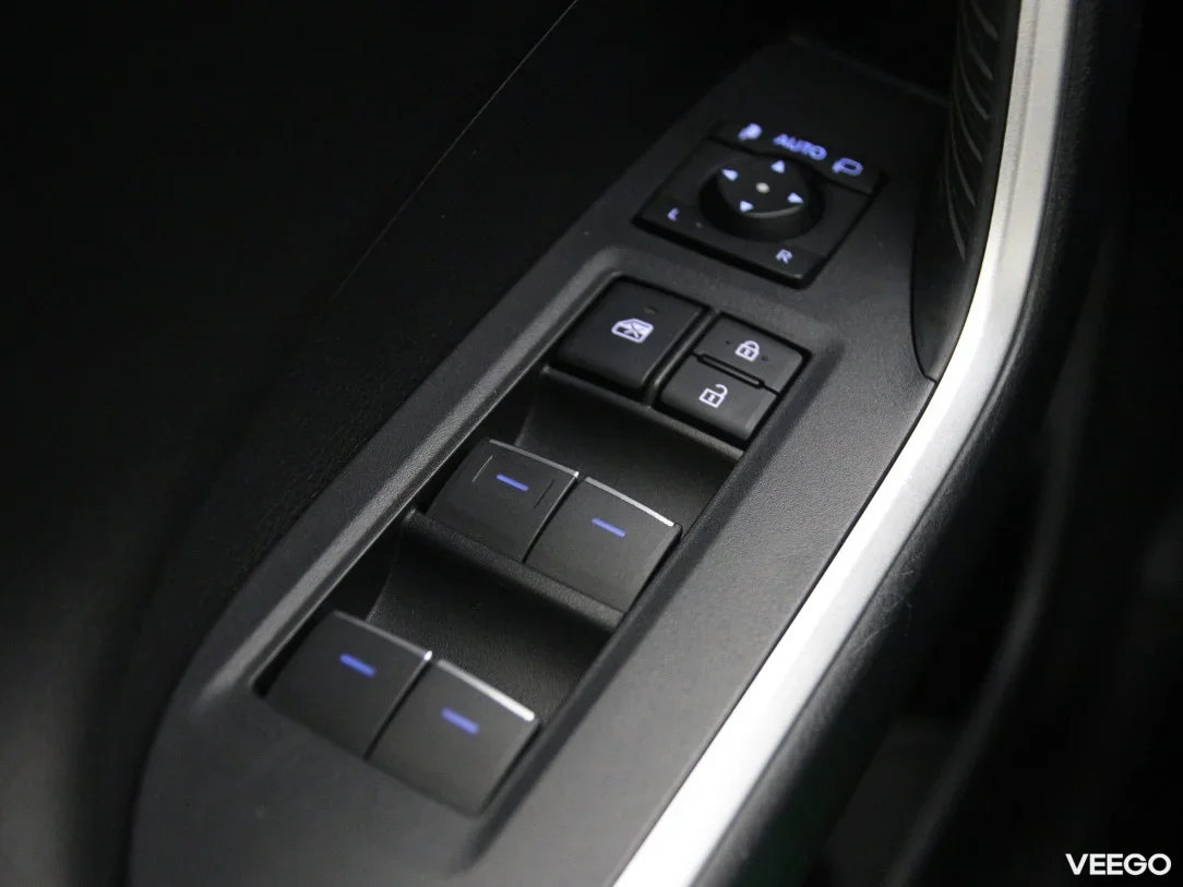 Toyota rav-4 2.5 160kW