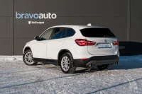 BMW X1 xDrive20d 2 140kW thumbnail