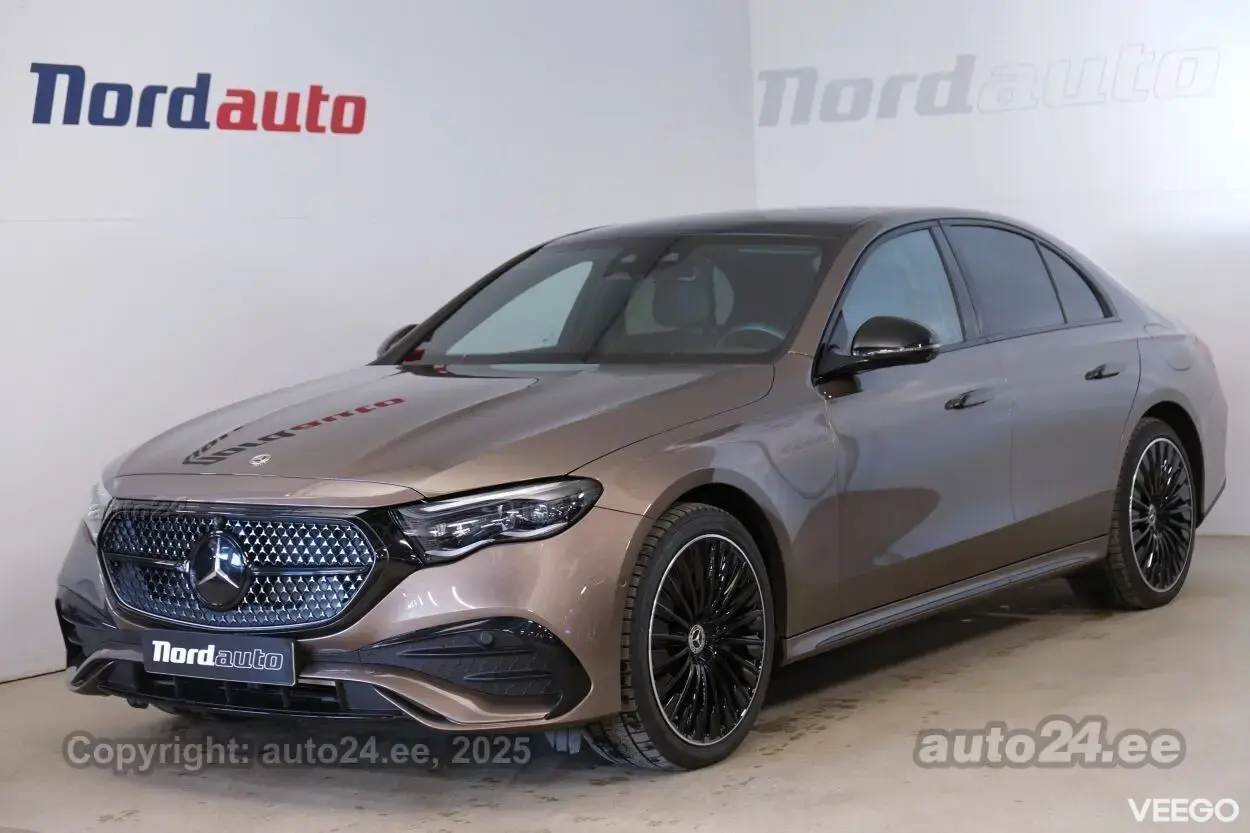 Mercedes-Benz E 300 4MATIC 4 matic AMG Plug In 2 150kW