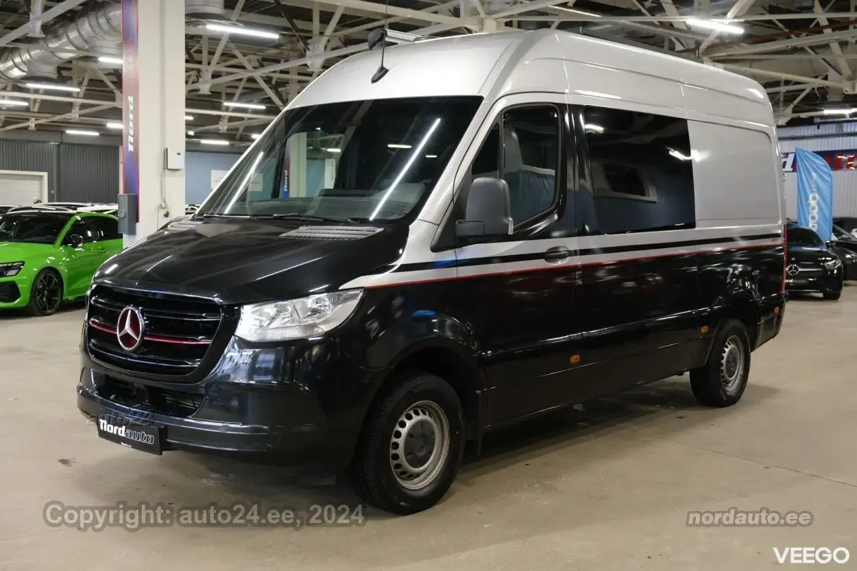 Mercedes-Benz Sprinter Custom Matkaauto 2.1 120kW