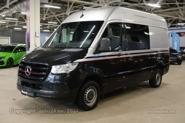 Image of Mercedes-Benz Sprinter Custom Matkaauto 2.1 120kW