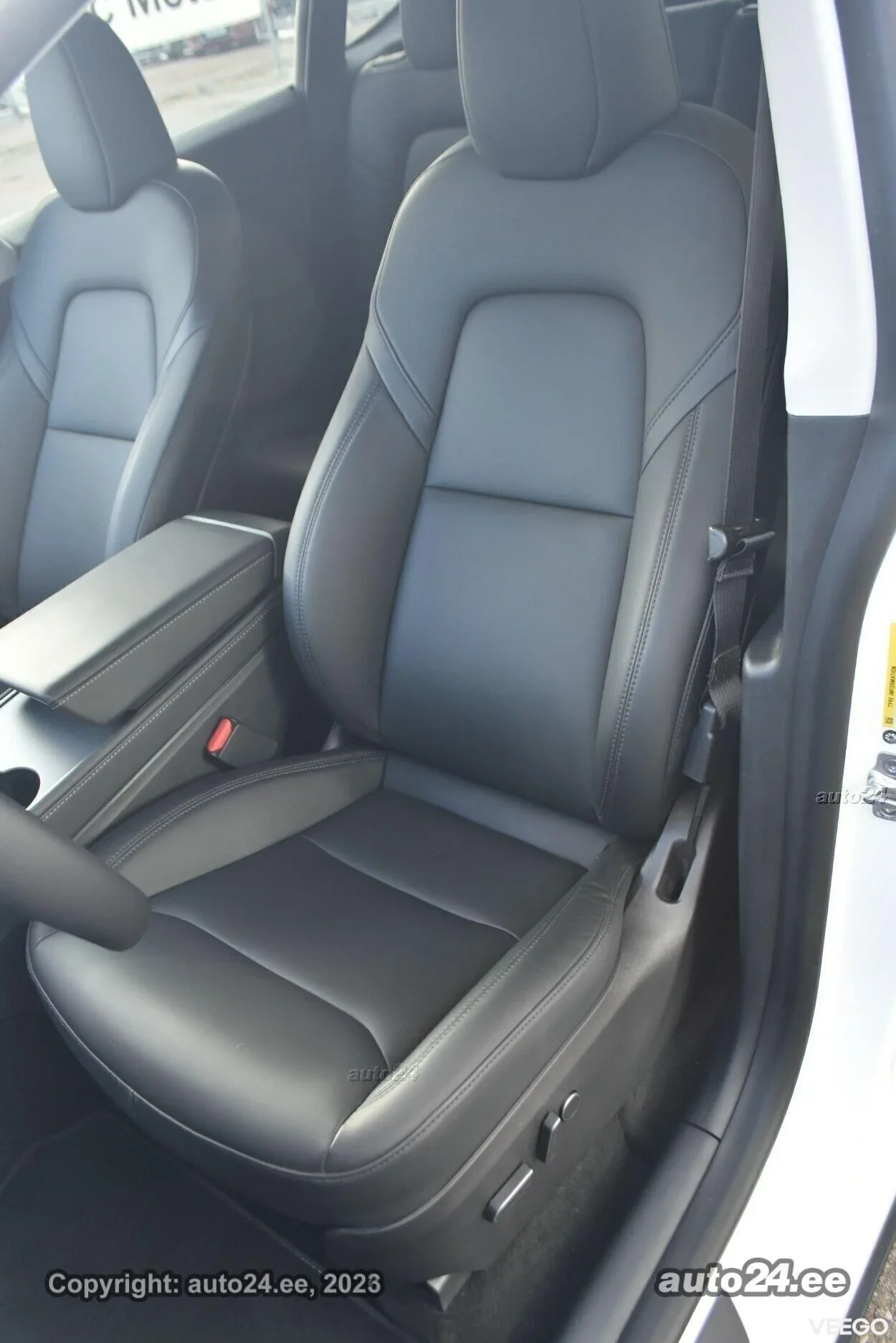 Tesla Model Y AWD / PERFORMANCE / Long Range Dual / FULL 393kW