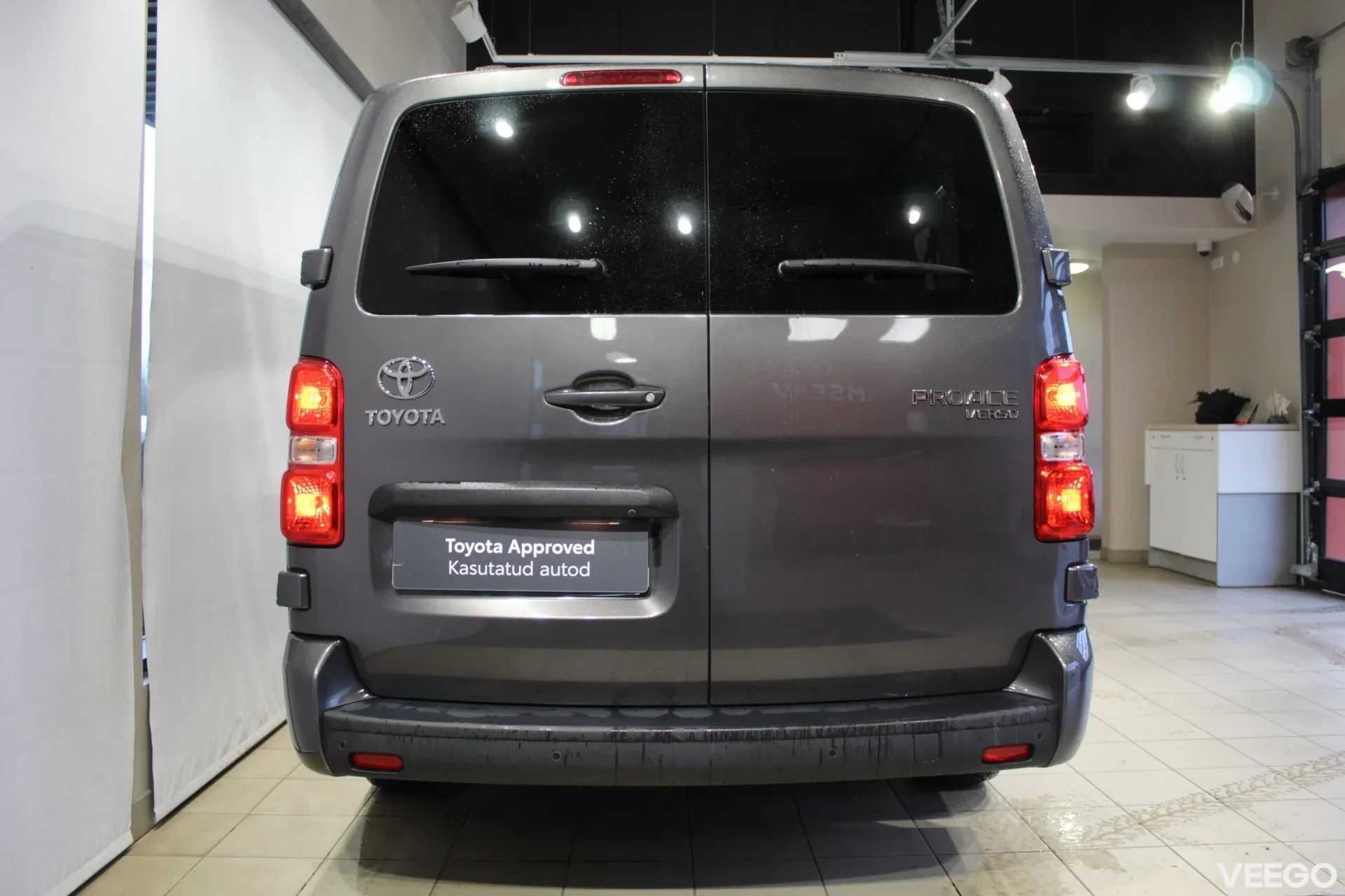 Toyota Proace Verso Long Shuttle 2 130kW