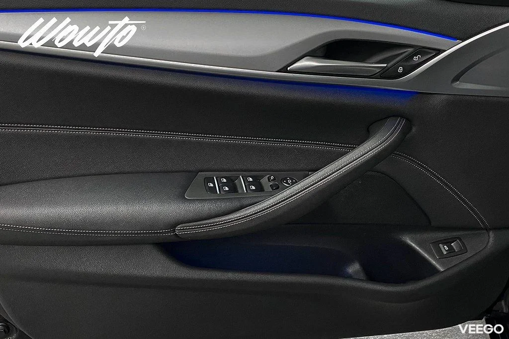 BMW 520 i Touring 184HK /Navi /Värmare /Backkamera /4.95% 135kW