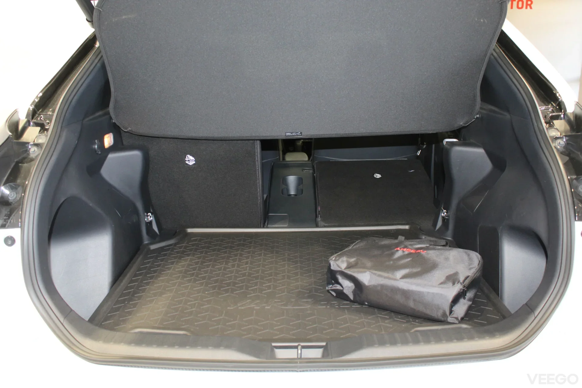 Toyota Yaris Cross Premiere Edition AWD 1.5 68kW