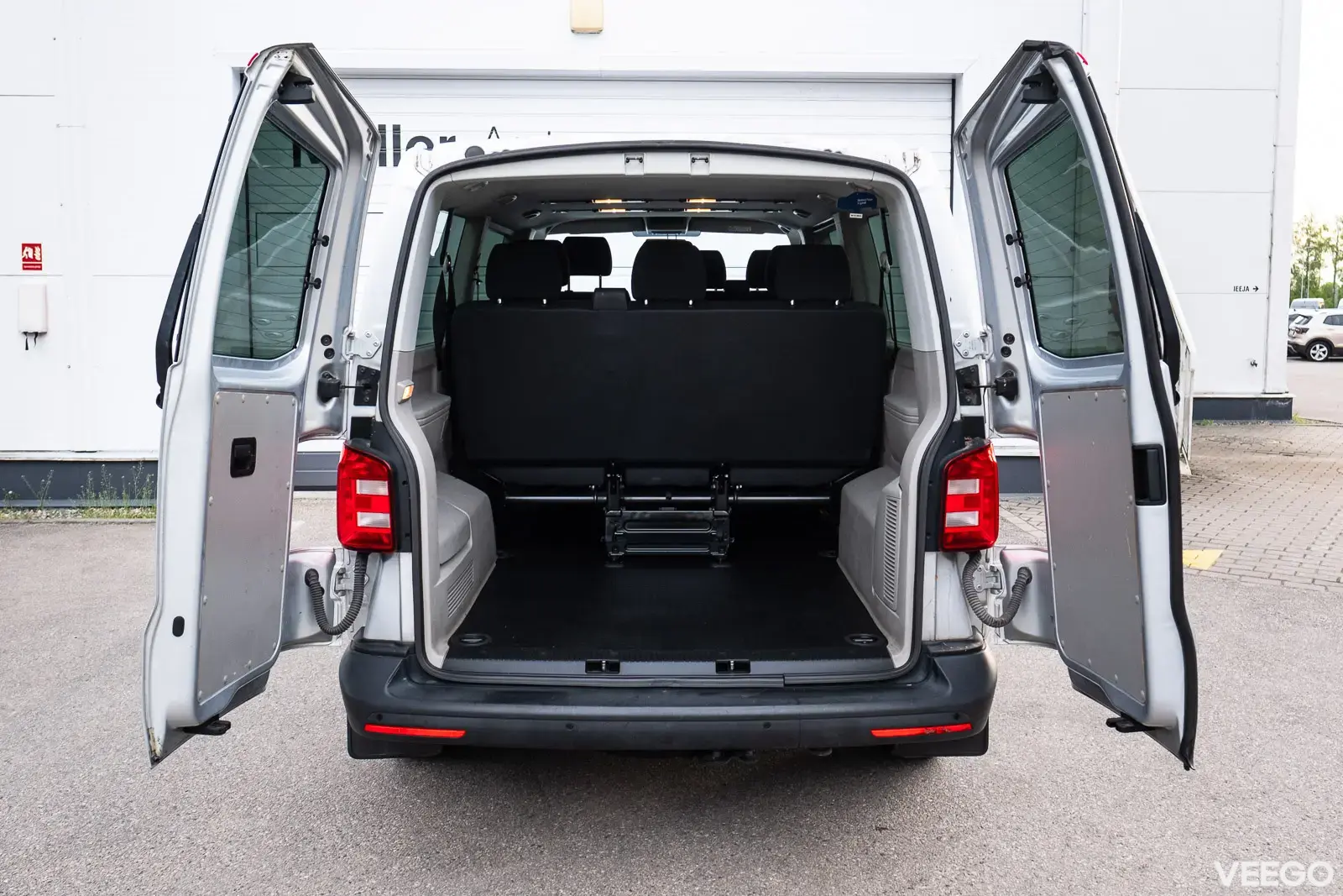 Volkswagen Caravelle 110kW