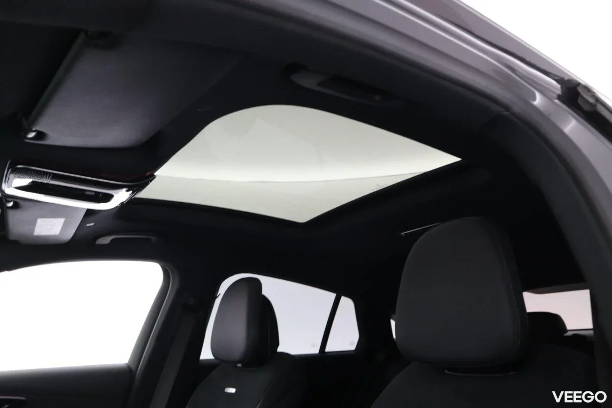 Mercedes-Benz GLC63 AMG S E Performance Coupe 2 350kW