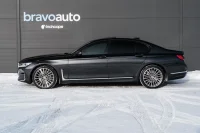 BMW 740 d xDrive MHEV 3 250kW thumbnail