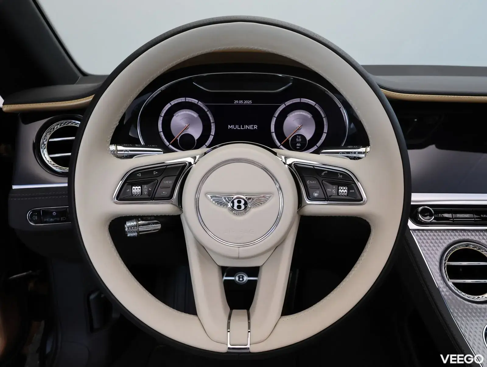 Bentley CONTINENTAL GTC V8 Mulliner 4 404kW