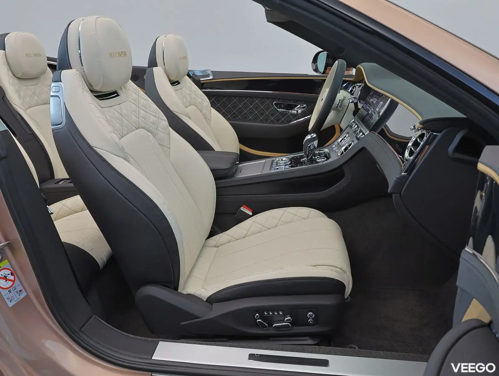 Bentley CONTINENTAL GTC V8 Mulliner 4 404kW