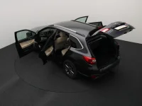 Subaru Legacy 2.5 129kW thumbnail