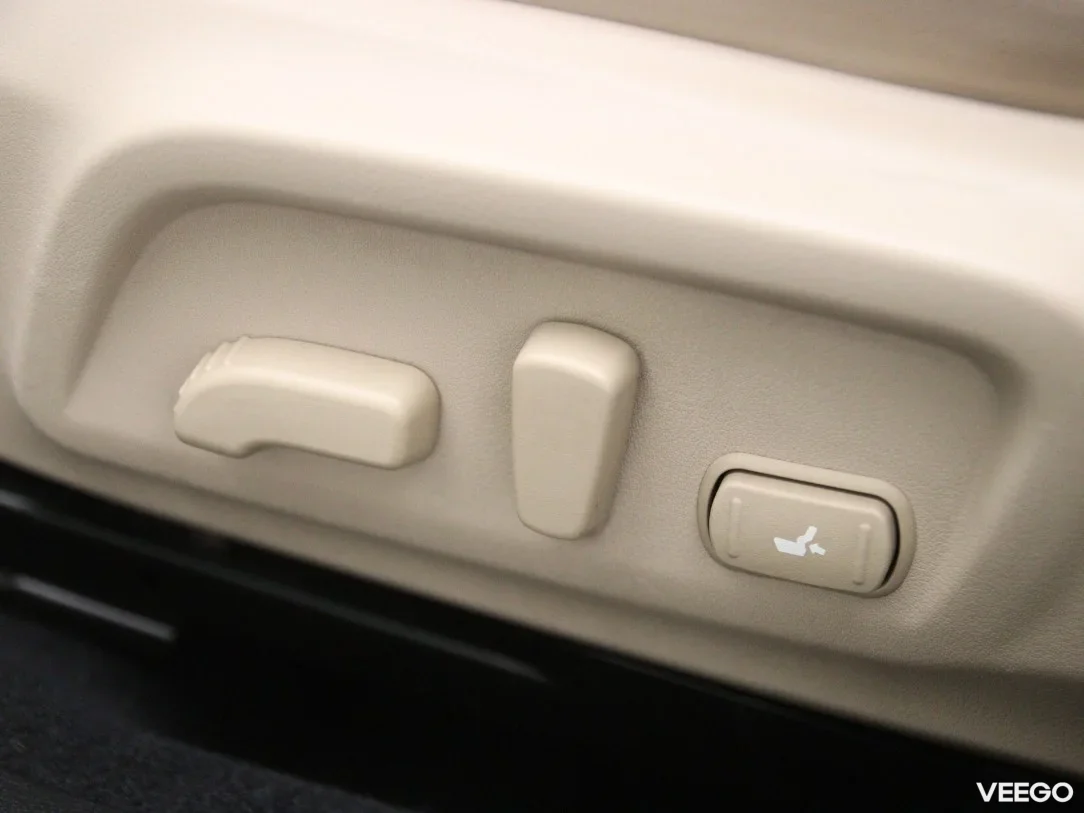 Subaru Legacy 2.5 129kW