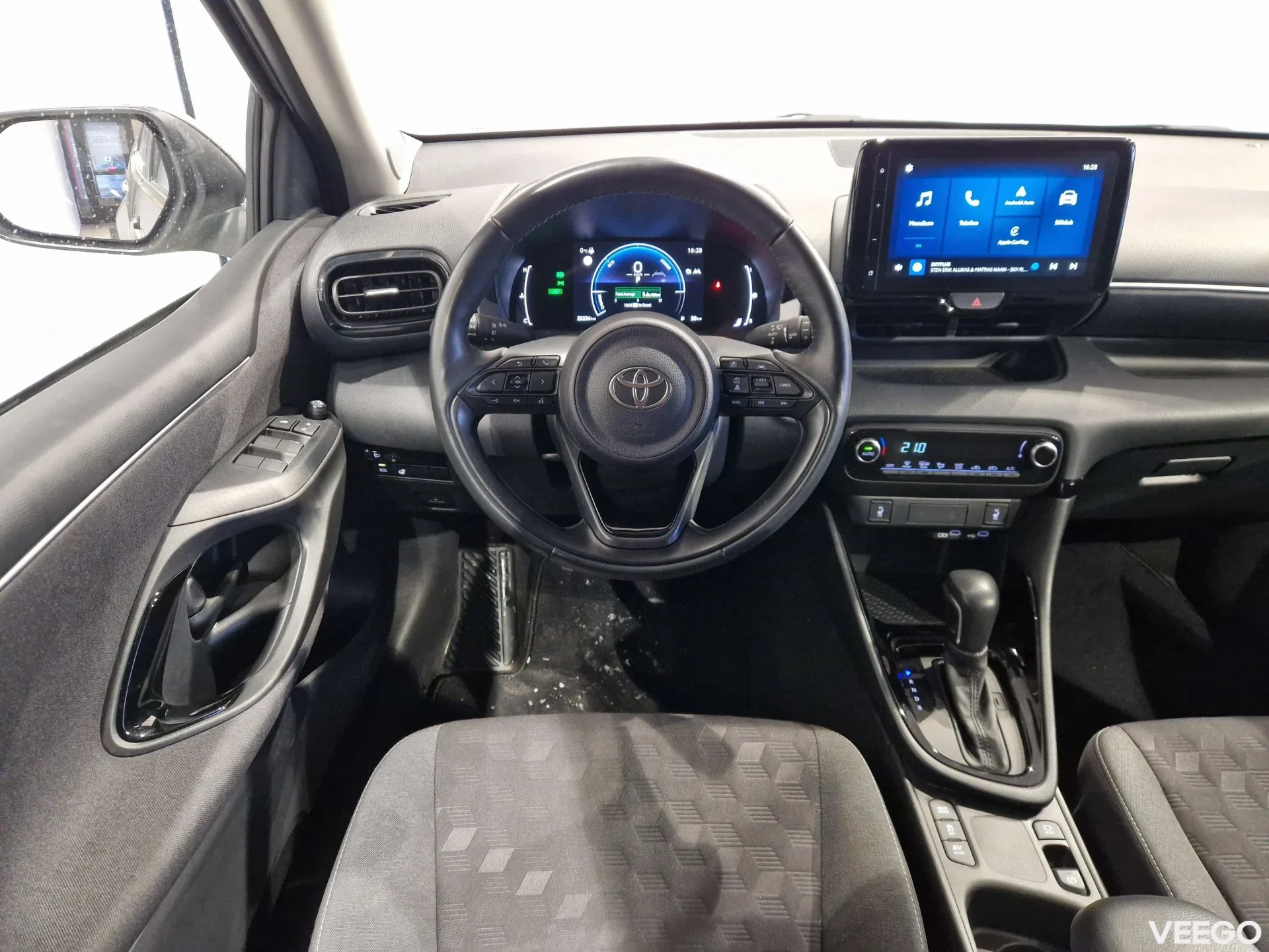 Toyota Yaris Active Plus 1.5 68kW