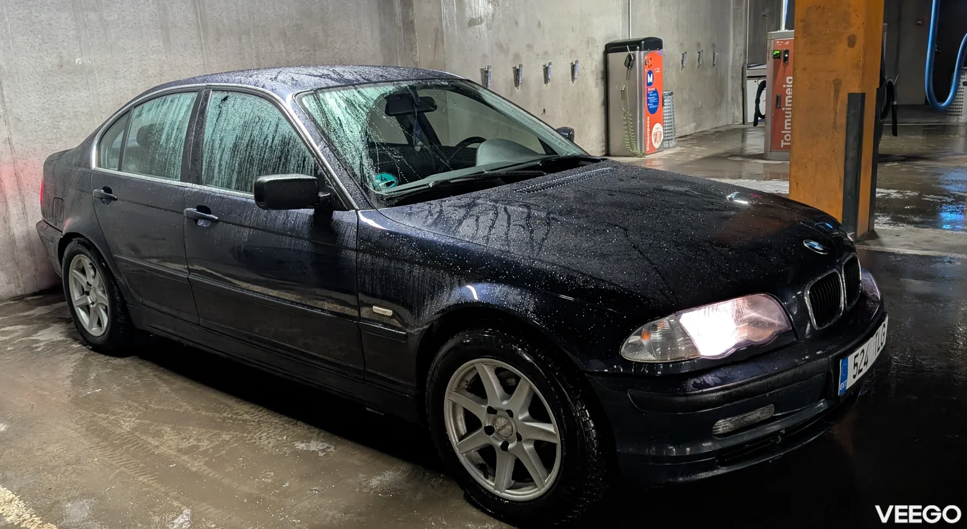 BMW 325 xi 2.5 141kW