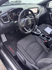 Kia Ceed 1.5 118kW thumbnail
