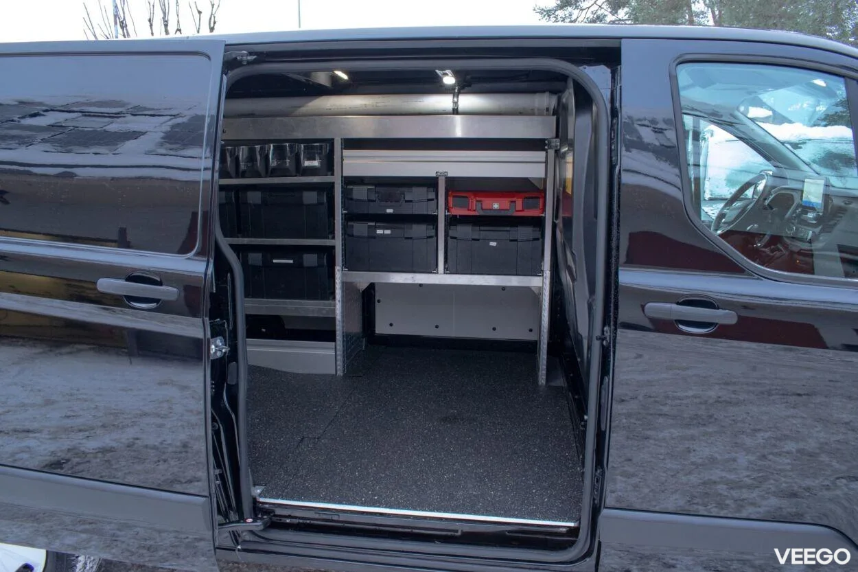 Ford Transit Custom 320 Long L2 Service Line 2 96kW