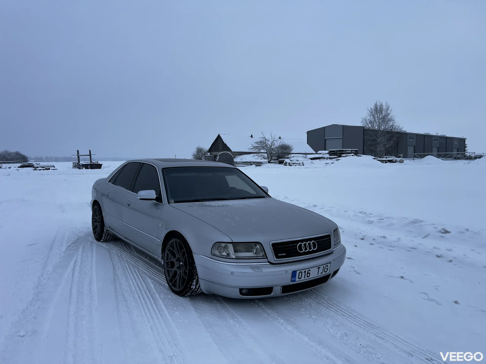 Audi A8 3.3 165kW
