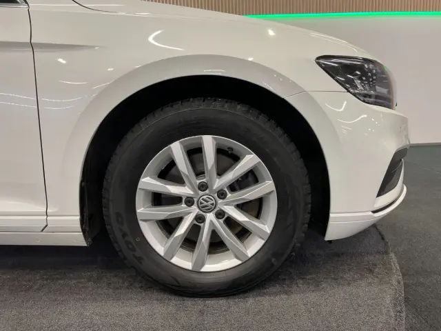 Image of Volkswagen Passat Variant Business 1.5 110kW