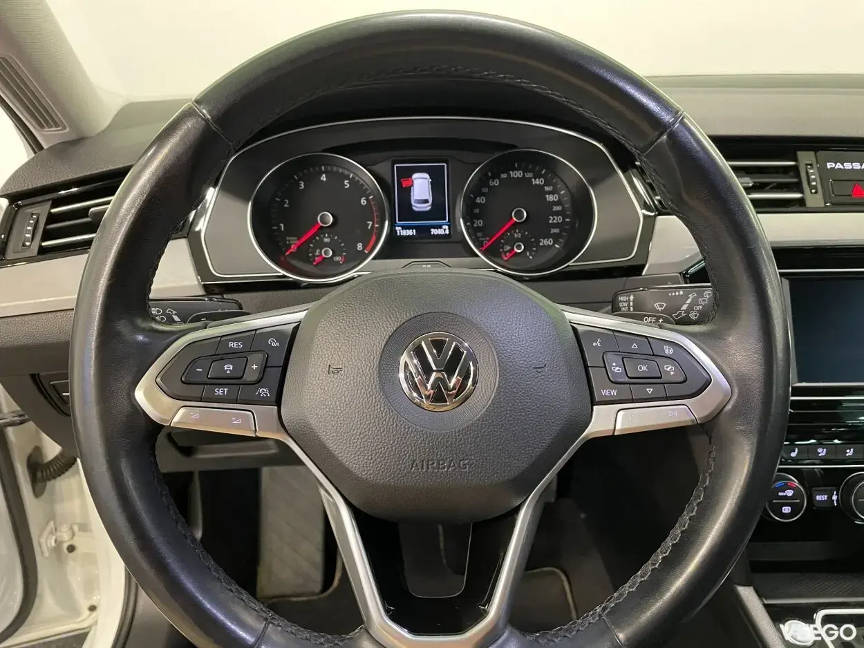 Volkswagen Passat Variant Business 1.5 110kW