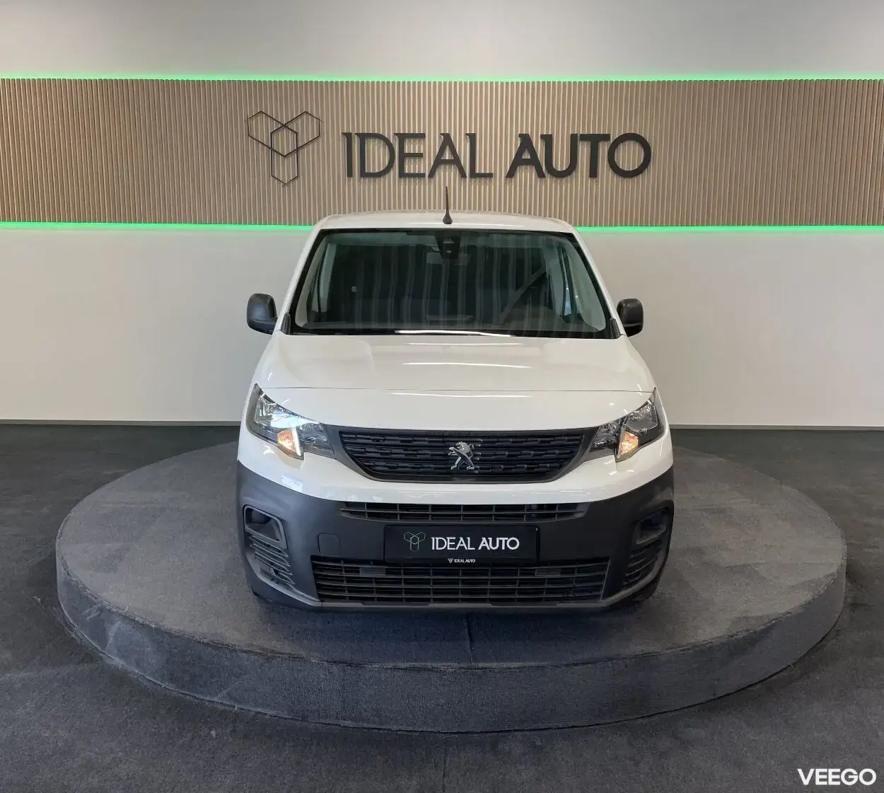 Peugeot Partner L2 2.4t Pro BlueHDi 100 1.5 75kW