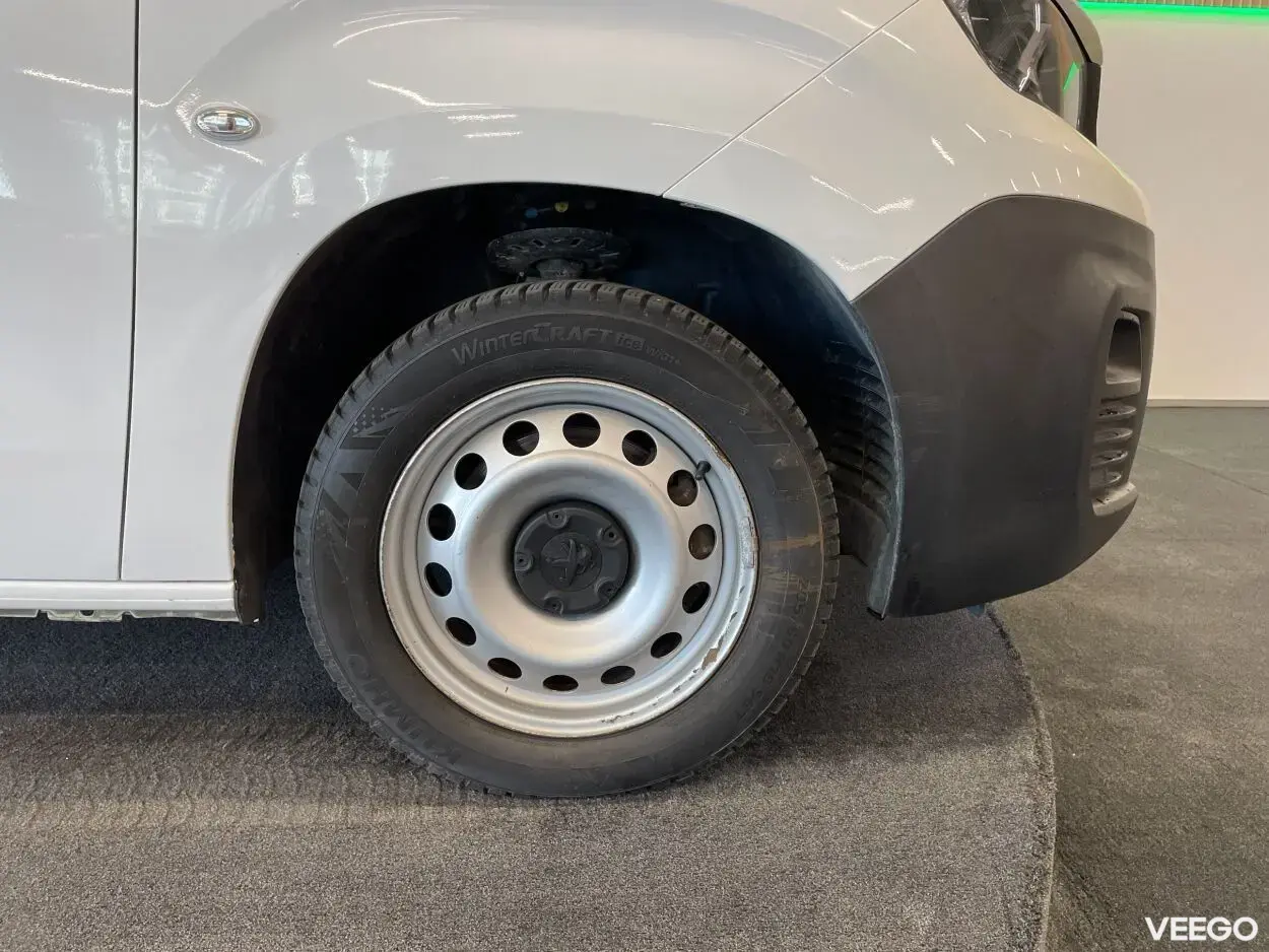 Peugeot Partner L2 2.4t Pro BlueHDi 100 1.5 75kW