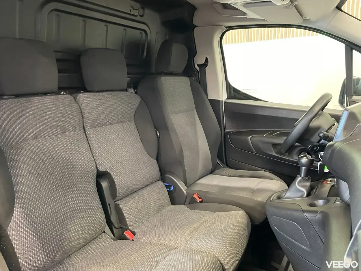 Peugeot Partner L2 2.4t Pro BlueHDi 100 1.5 75kW