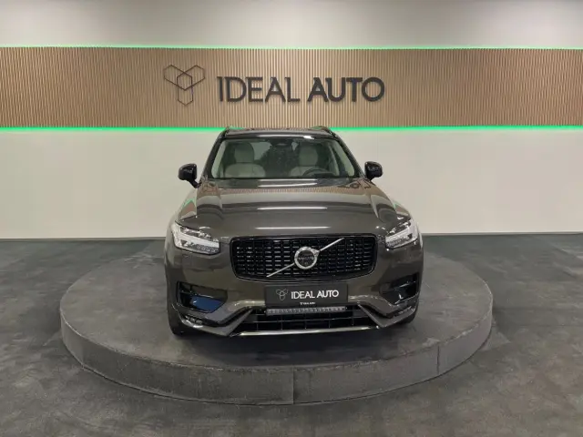 Image of Volvo XC90 AWD Ultimate Dark Edition 2 173kW