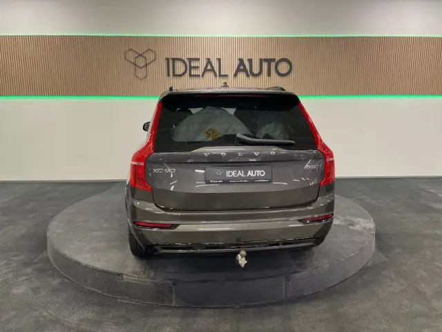 Image of Volvo XC90 AWD Ultimate Dark Edition 2 173kW