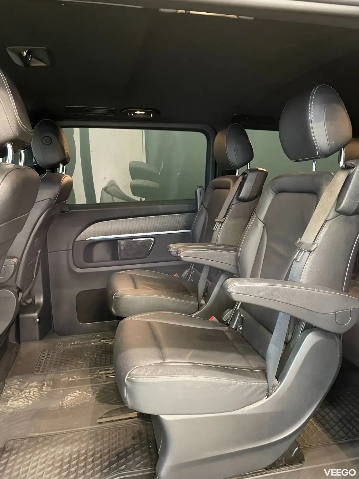 Mercedes-Benz V300 d Extra Lang AMG Night Facelift 2 174kW