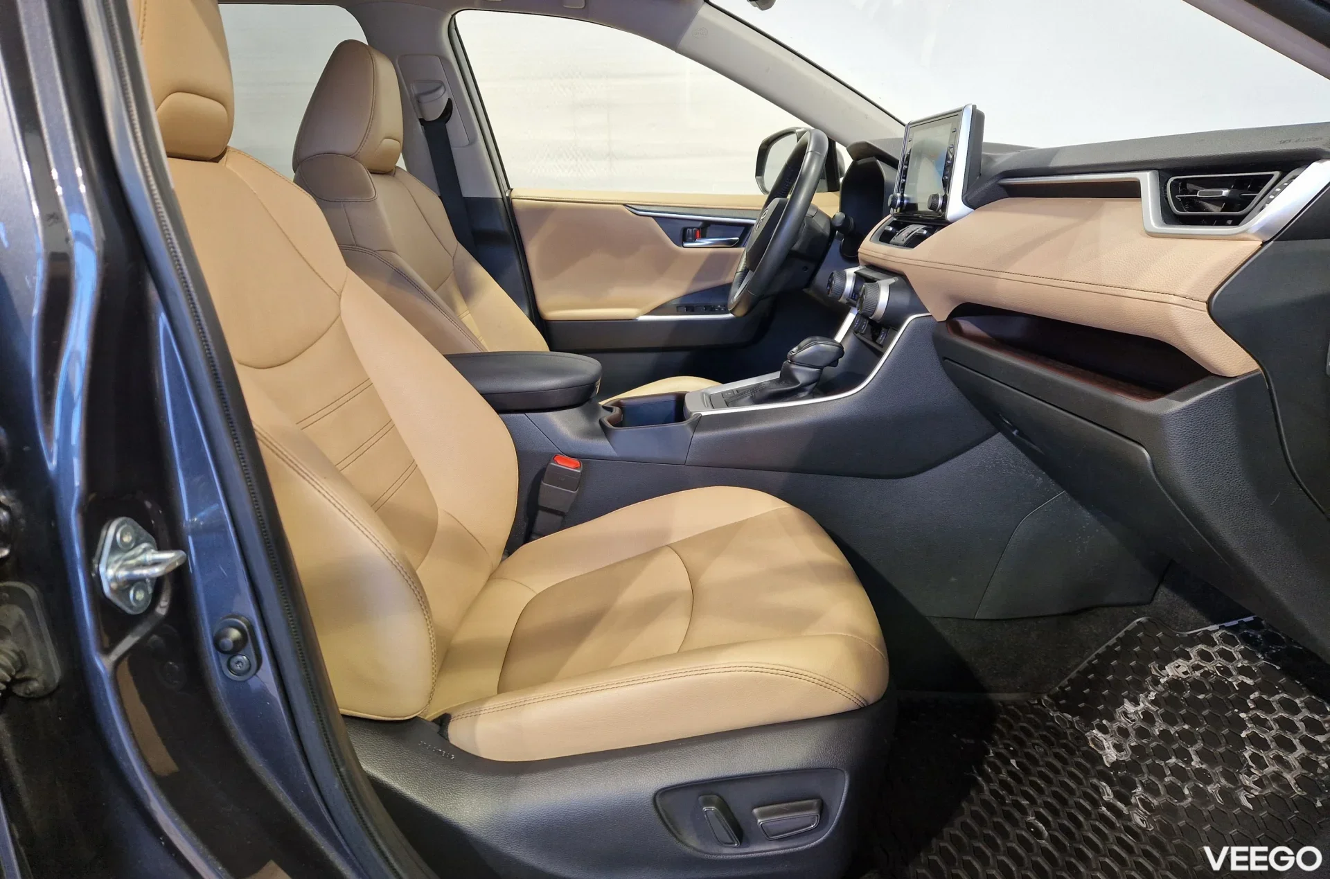 Toyota RAV4 Premium 2.5 131kW