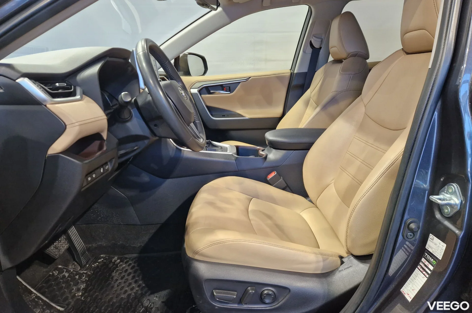 Toyota RAV4 Premium 2.5 131kW