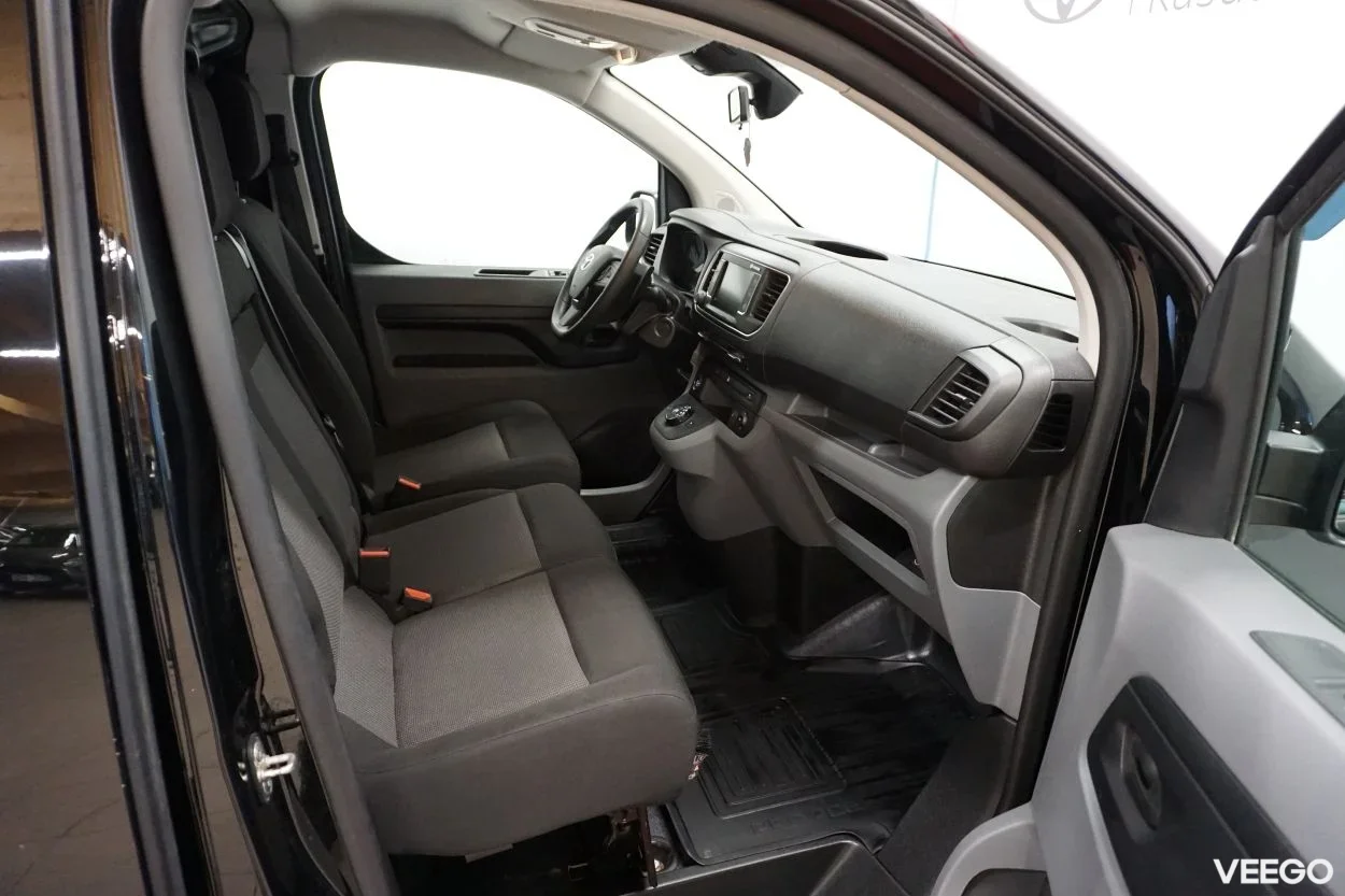 Toyota Proace Long Professional Comfort 2 106kW