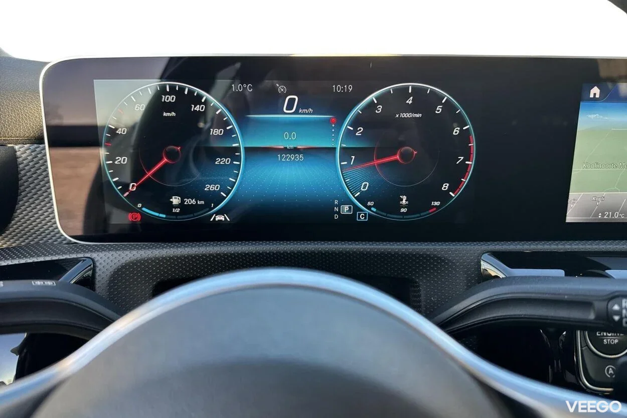 Mercedes-Benz A180 Progressive 1.3 100kW