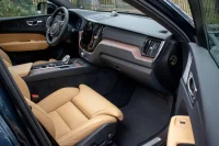 Volvo XC60 AWD Ultimate DARK Intelli PRO Xenium Fullopt 2 184kW thumbnail