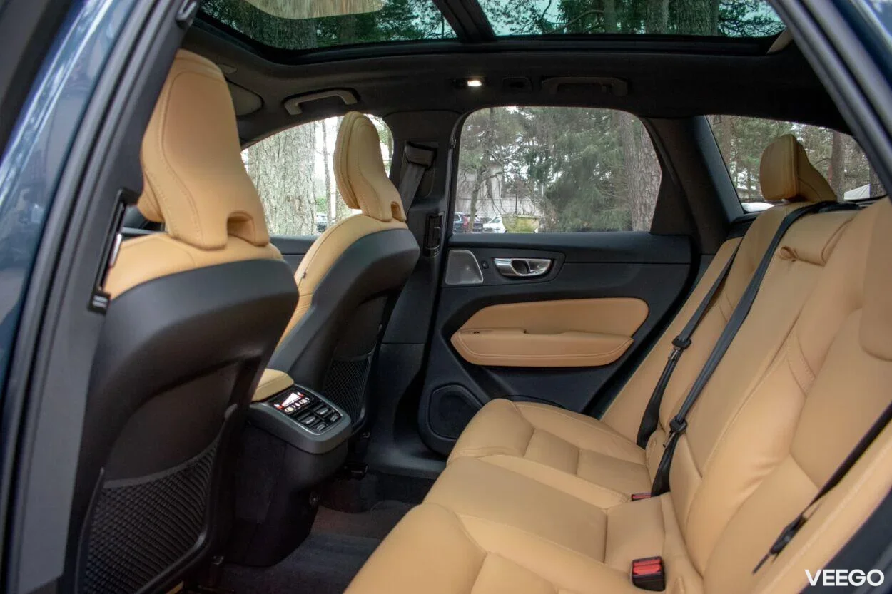 Volvo XC60 AWD Ultimate DARK Intelli PRO Xenium Fullopt 2 184kW