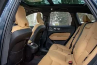 Volvo XC60 AWD Ultimate DARK Intelli PRO Xenium Fullopt 2 184kW thumbnail