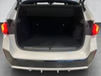 BMW iX1 - 225kW thumbnail