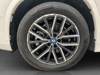 BMW iX1 - 225kW thumbnail