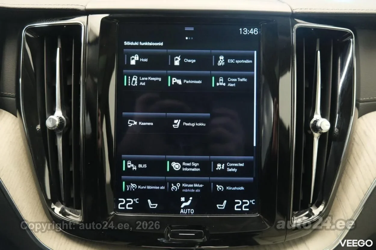 Volvo XC60 Twin Engine T8 Inscriprion AWD 2 223kW