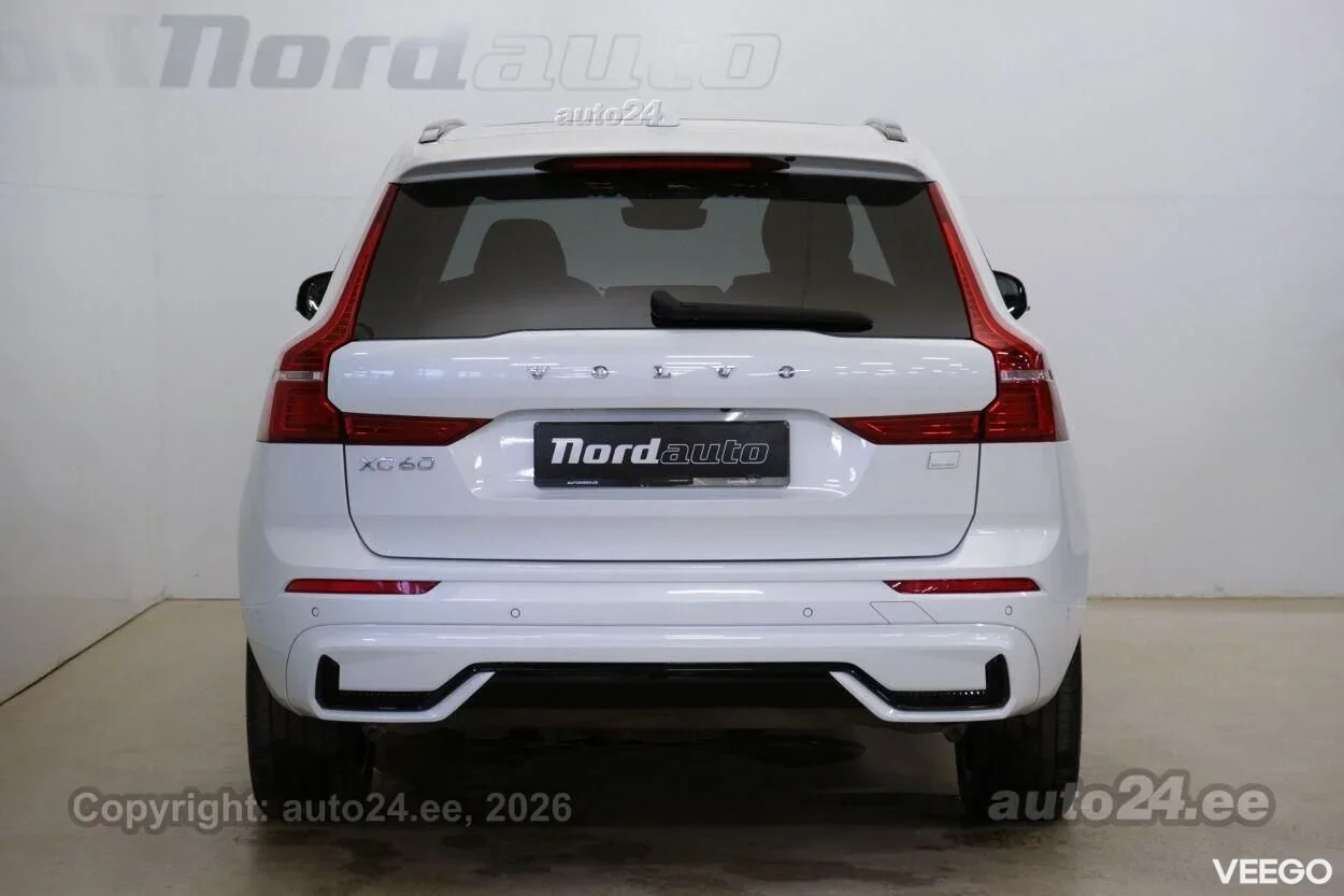 Volvo XC60 T6 Recharge AWD Plus Dark 2 293kW
