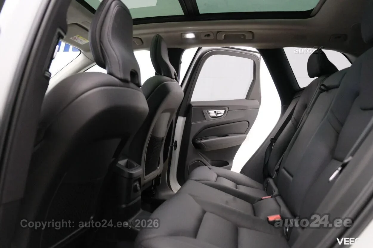 Volvo XC60 T6 Recharge AWD Plus Dark 2 293kW