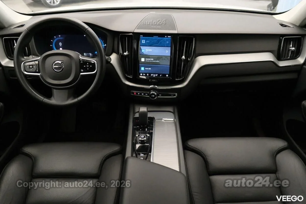 Volvo XC60 T6 Recharge AWD Plus Dark 2 293kW