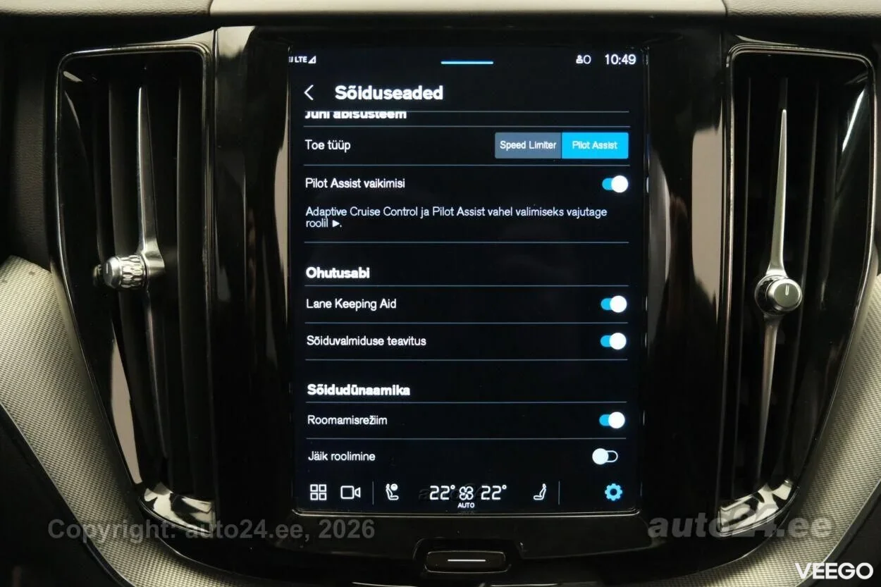 Volvo XC60 T6 Recharge AWD Plus Dark 2 293kW