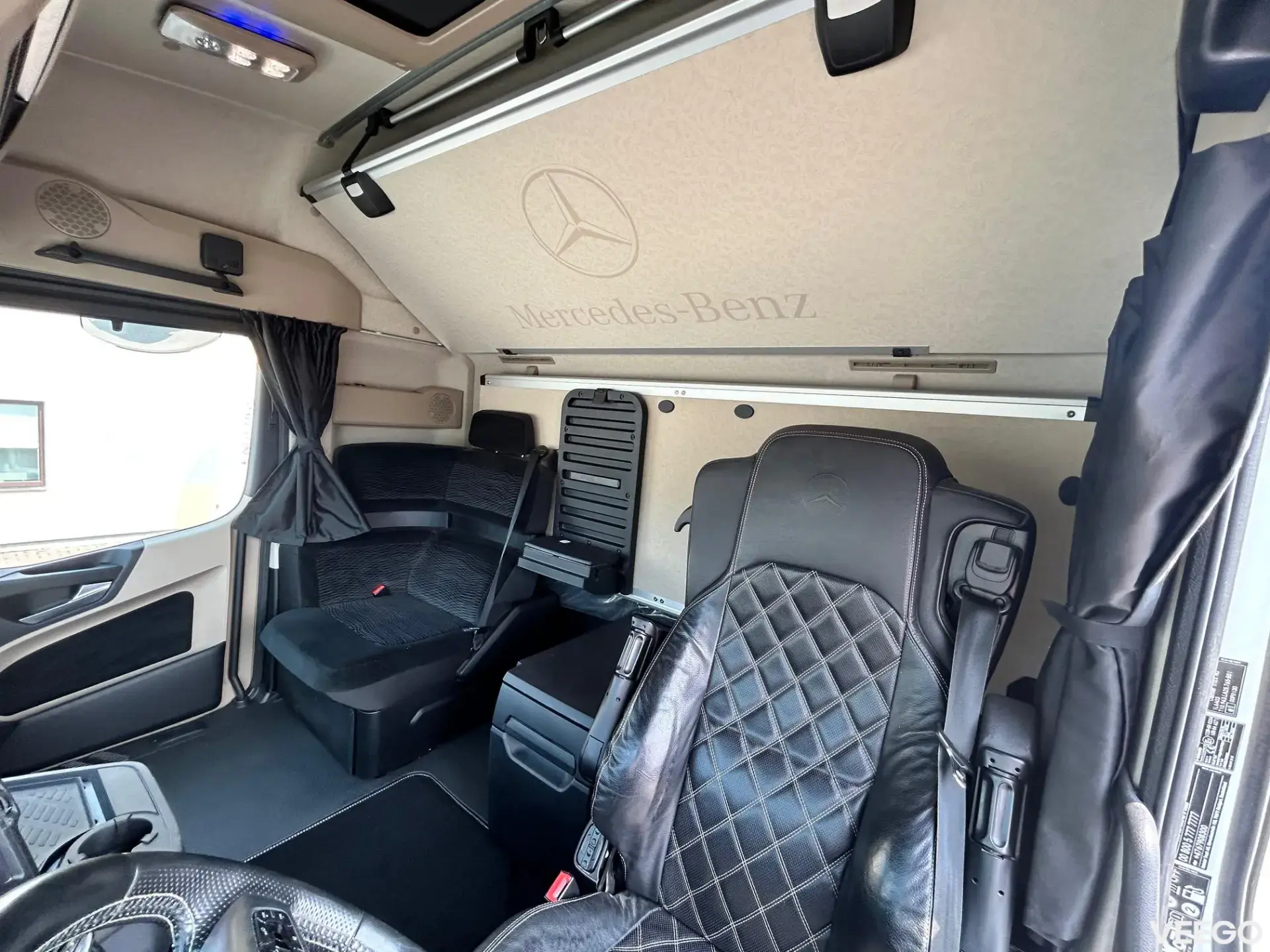 Mercedes-Benz Actros 4X4+2 HYDRODRIVE + RETARDER 390kW