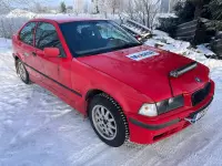 BMW 318 1.9 103kW thumbnail