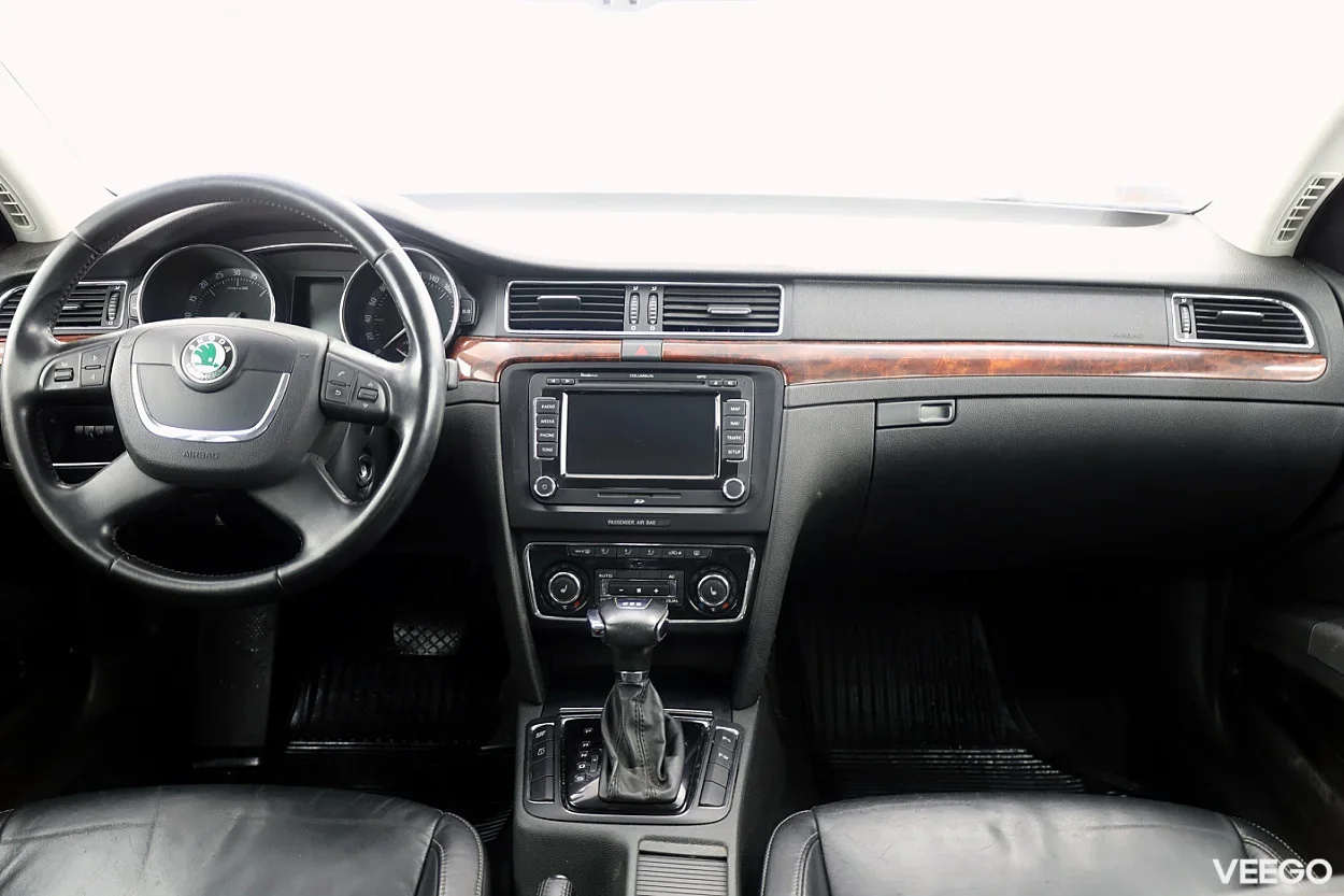 Skoda Superb 2.0 104kW