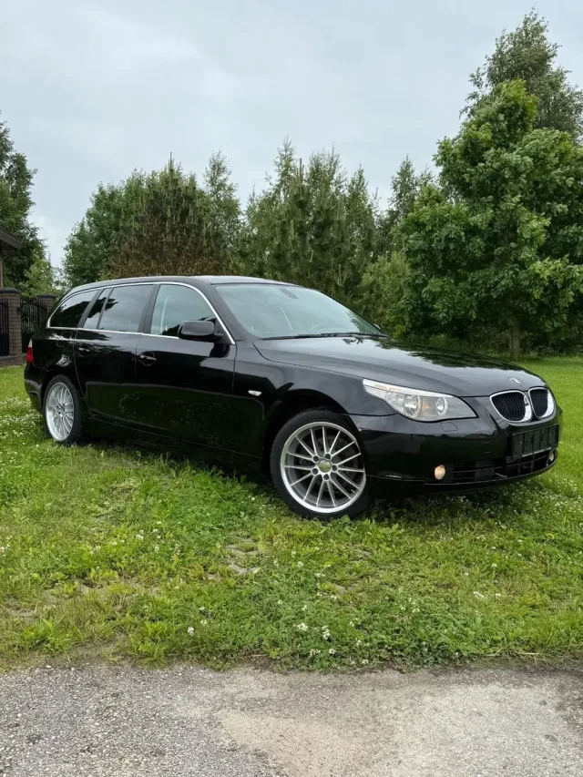 Image of BMW 520 D Touring 2 120kW