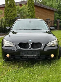 BMW 520 D Touring 2 120kW thumbnail