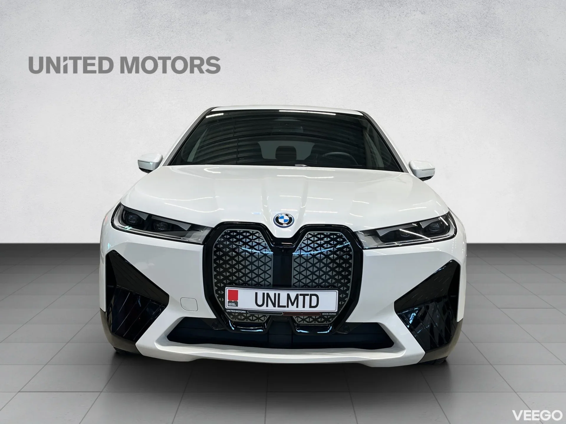 BMW iX Sportpakett 240kW