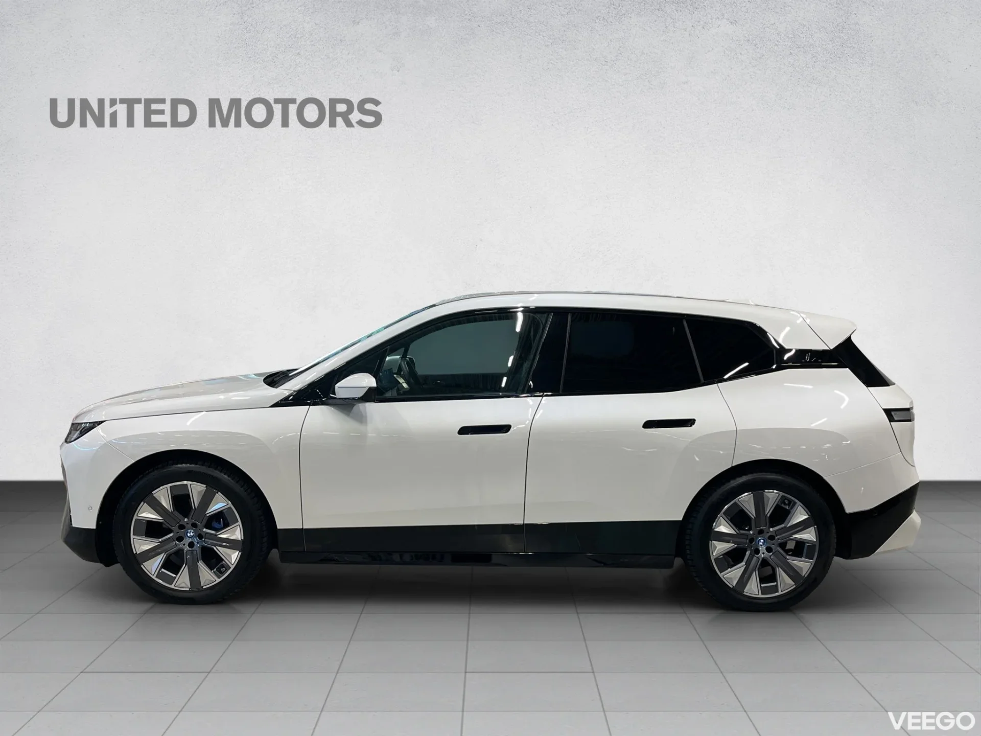 BMW iX Sportpakett 240kW